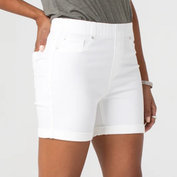 Liverpool Pulled-On Rolled Up Chloe Short - Picture 1 of 12